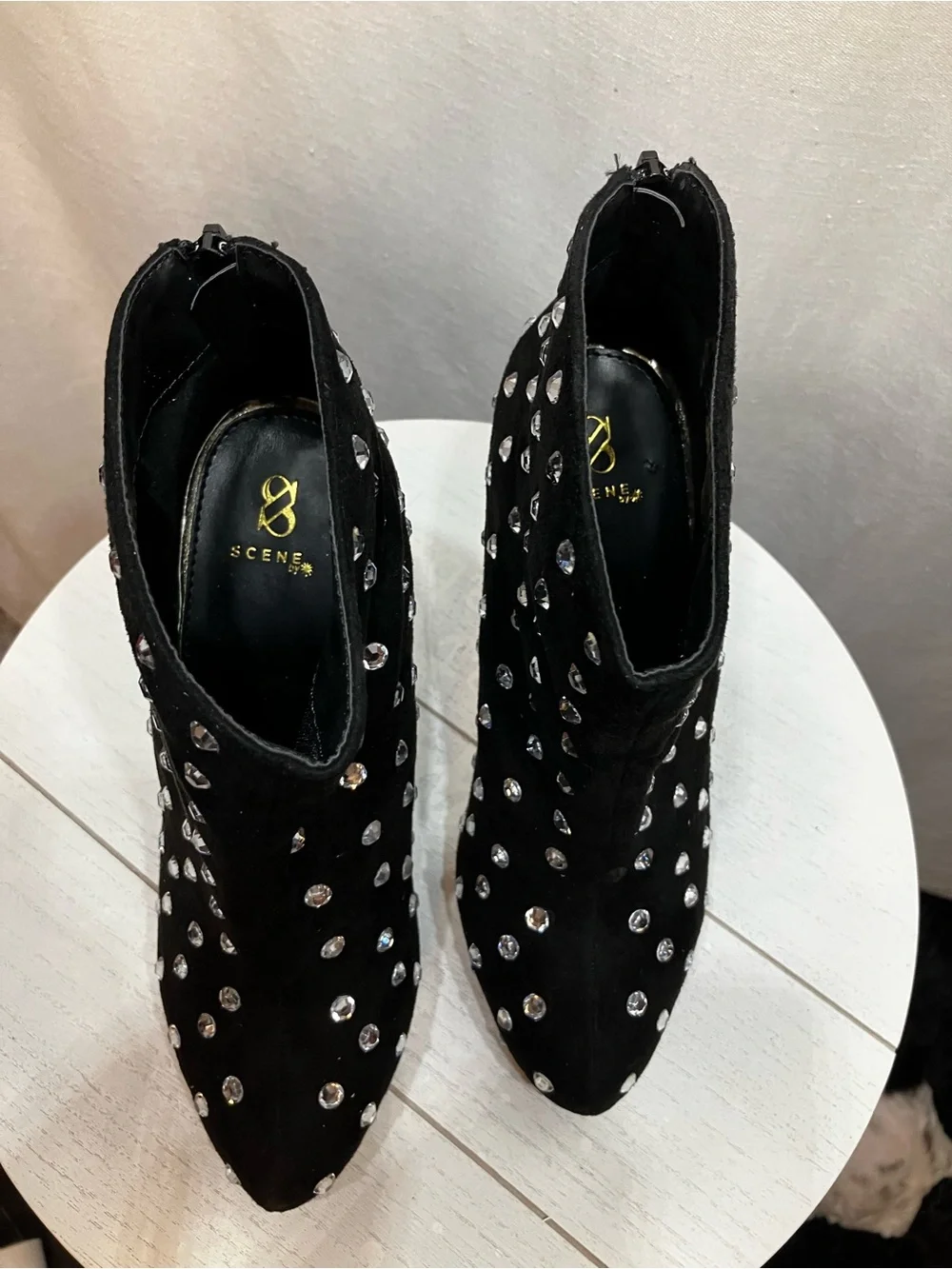 Scene Weaver Black Crystal-Studded High Heel Platform Ankle Boots 10 New in box.